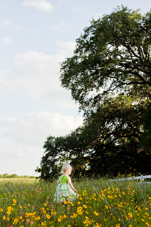 Maternity Photographer in College Station
